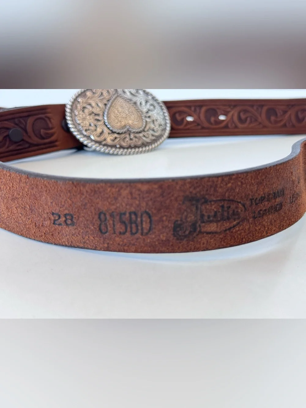 JUSTIN’S TROPHY HEART BROWN LEATHER BELT SIZE 28